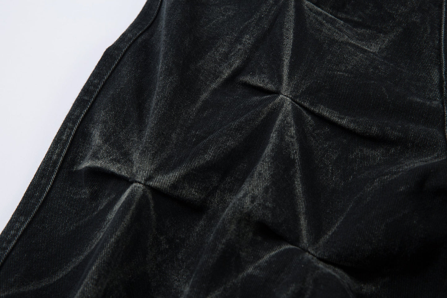 NÉRO™ | SHADOW GRID SCULPT-HOUSUT